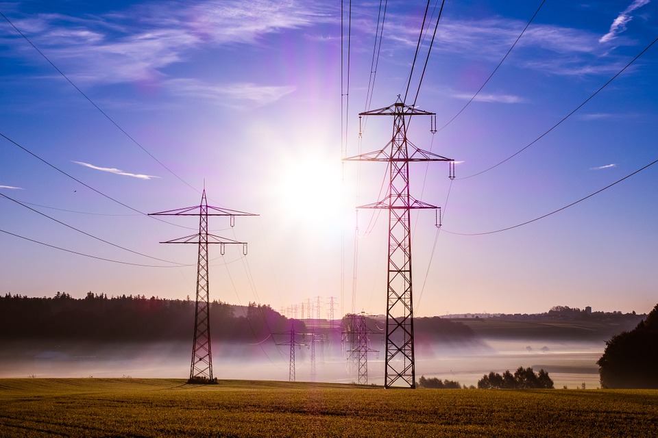 Installer un tableau électrique en 3 étapes